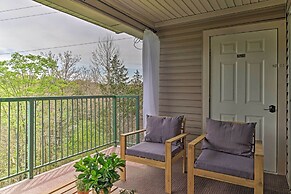 Branson Condo on Golf Course w/ Pool Access!
