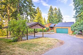 26 Mi to Mount Rainier, Game Room: Puyallup Oasis