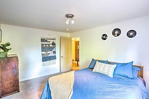 26 Mi to Mount Rainier, Game Room: Puyallup Oasis