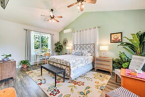 Lakeside Cottage w/ Porch in Pocono Mountains