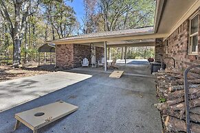 Updated Royal Retreat on 5 Acres: 'hidden Creek'