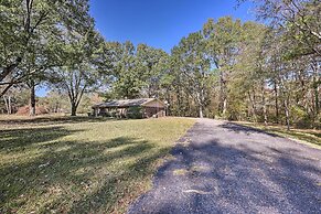 Updated Royal Retreat on 5 Acres: 'hidden Creek'