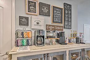 Updated Royal Retreat on 5 Acres: 'hidden Creek'