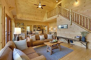 12 Mi to Sugar Mountain: Luxe Banner Elk Escape