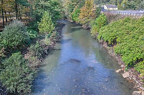 Home on Shared 10 Acres, On-site Trail Access