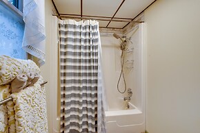 Home on Shared 10 Acres, On-site Trail Access