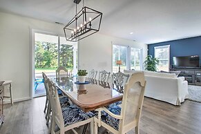 Luxury Home on Golf Course: Walk to the Beach!