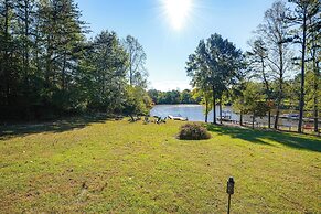 Waterfront, Deck: Peaceful Louisa Cottage Escape