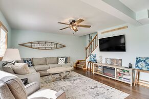 Waterfront, Deck: Peaceful Louisa Cottage Escape