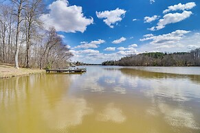 Waterfront, Deck: Peaceful Louisa Cottage Escape