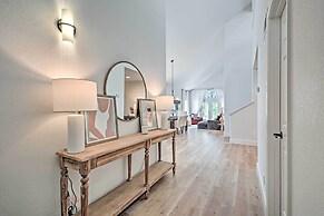 Deck & River Views: Family Home in Grants Pass