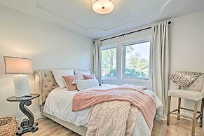 Deck & River Views: Family Home in Grants Pass