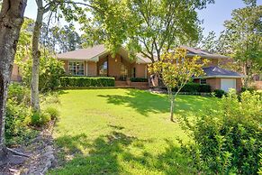 Chic Home w/ Club Access Near Bay St Louis!