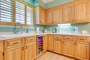 Chic Home w/ Club Access Near Bay St Louis!