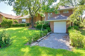 Chic Home w/ Club Access Near Bay St Louis!