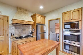 Eden Townhome w/ Mtn View + Shuttle to Powder Mtn!