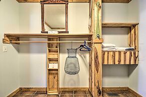 Cabin in Resort - 1/2 Mi to Guntersville Lake!