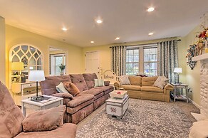 The Sunshine Cottage Hendersonville Rental!