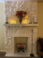 The Sunshine Cottage Hendersonville Rental!