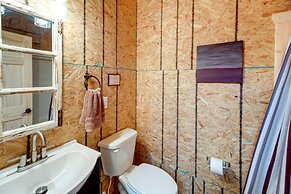 Family-friendly Murphy Cabin w/ Fire Pit!