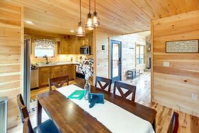 Family-friendly Murphy Cabin w/ Fire Pit!