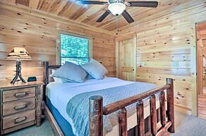 Hiwassee Hideaway' Cabin w/ Mountain Views!