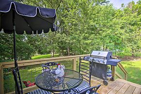 Charming Country Cottage: 5 Mi to Downtown Tulsa!