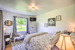 Charming Country Cottage: 5 Mi to Downtown Tulsa!