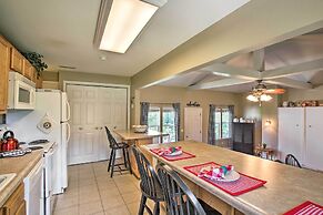 'turtle Rock' - Ironton Cabin w/ Furnished Patio!