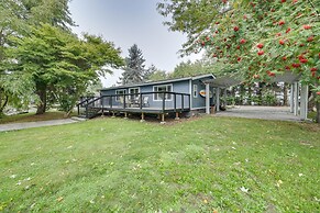 Lakefront Mount Vernon Home w/ Private Dock!