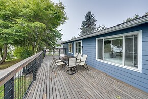 Lakefront Mount Vernon Home w/ Private Dock!