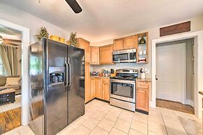 'lucky Dawg' Pet-friendly Abode Near St Louis!