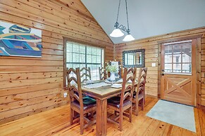 'cape Royale' Luxury Livingston Cabin w/ Hot Tub!