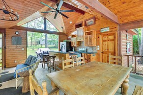 'cape Royale' Luxury Livingston Cabin w/ Hot Tub!