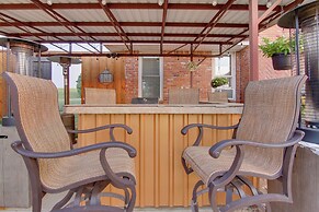 Red Bluff Inn & Retreat w/ Entire Ranch on Lake!
