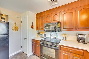 Charming Leola Home: 10 Mi to Downtown Lancaster!