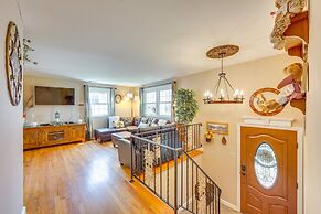 Charming Leola Home: 10 Mi to Downtown Lancaster!