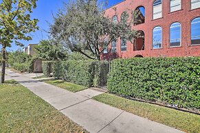 Modern Houston Gem: 1 Mi to Minute Maid Park!