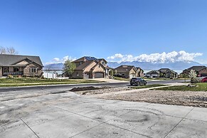 Contemporary Home w/ Grill Near Utah Lake!