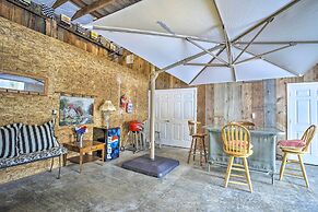 Cozy Darrington Cottage w/ Grill, Near Trails