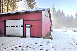Cozy Darrington Cottage w/ Grill, Near Trails