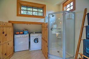 Lake Champlain Cottage w/ Private Deck & Fire Pit!