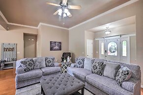 Bella Vista Home w/ Yard: Half Mile to Trails!