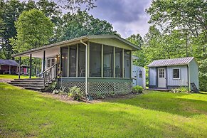 Rustic Hideaway w/ Fire Pit < 1 Mi to River!
