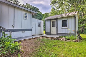 Rustic Hideaway w/ Fire Pit < 1 Mi to River!