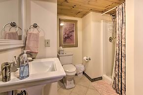 Cozy Studio: Indoor Hot Tub & Inground Pool Access
