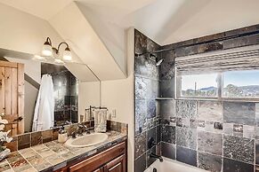 Idyllic Florissant Cabin w/ Patio & Hot Tub!