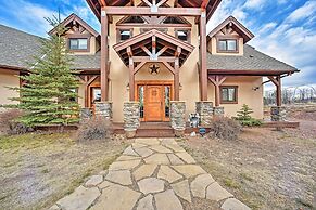 Idyllic Florissant Cabin w/ Patio & Hot Tub!