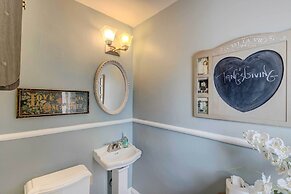 Historic Brookfield Farm Home ~ 14 Mi to Milwaukee