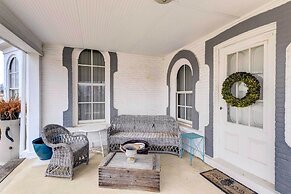 Historic Brookfield Farm Home ~ 14 Mi to Milwaukee